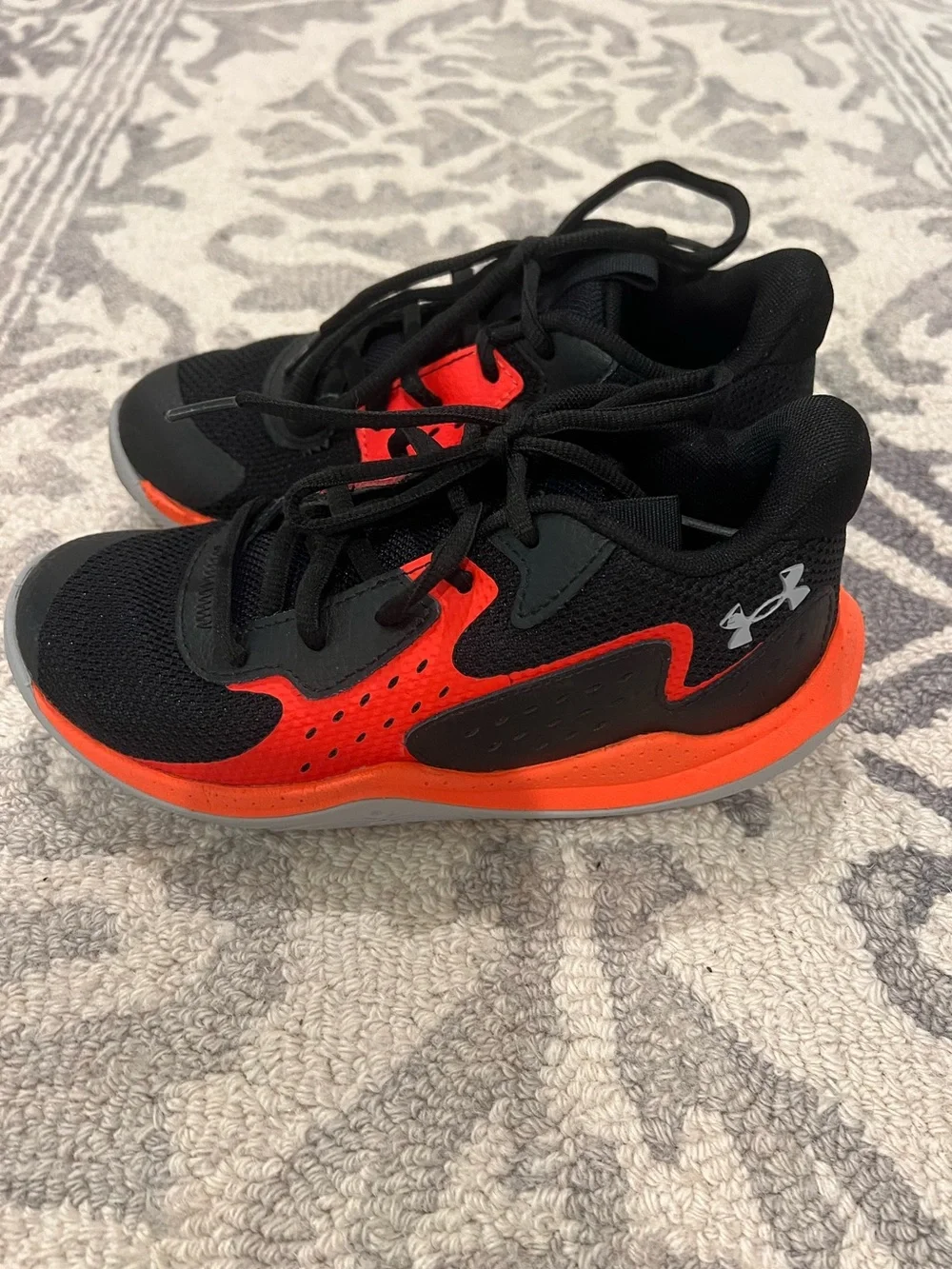 Under Armour Basketball Shoes